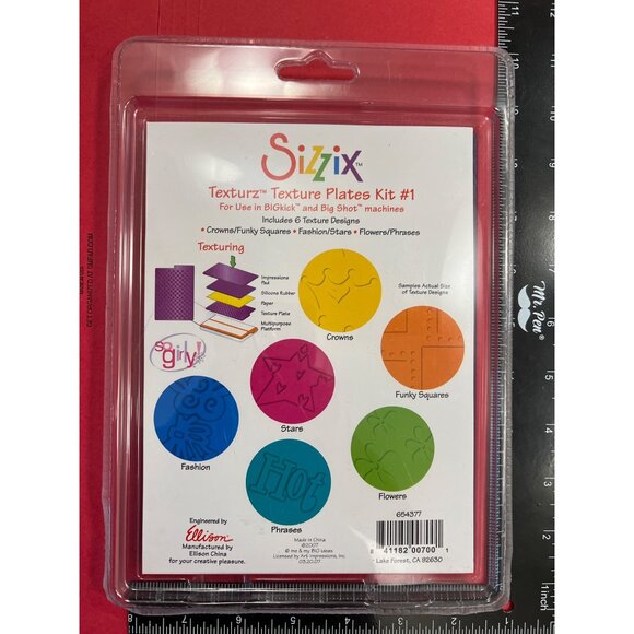 Sizzix Texturz Texture Plates Kit #1 for Embossing & Texturing 655377 - Picture 2 of 2